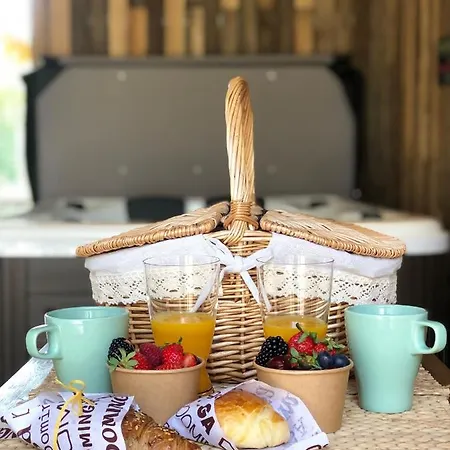 Casitas De Madera O Loureiro *