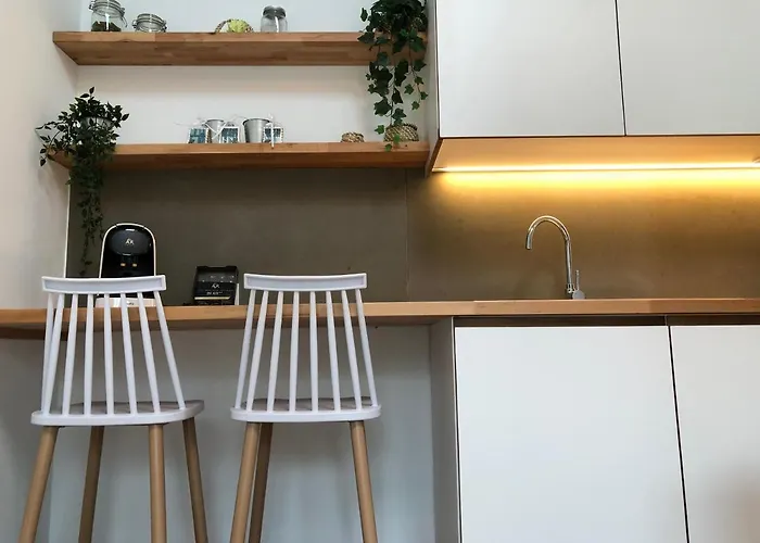 Casitas De Madera O Loureiro * Noia