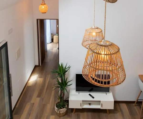 Casitas De Madera O Loureiro