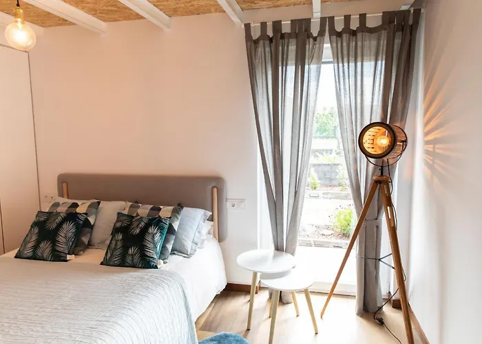 Casitas De Madera O Loureiro Noia